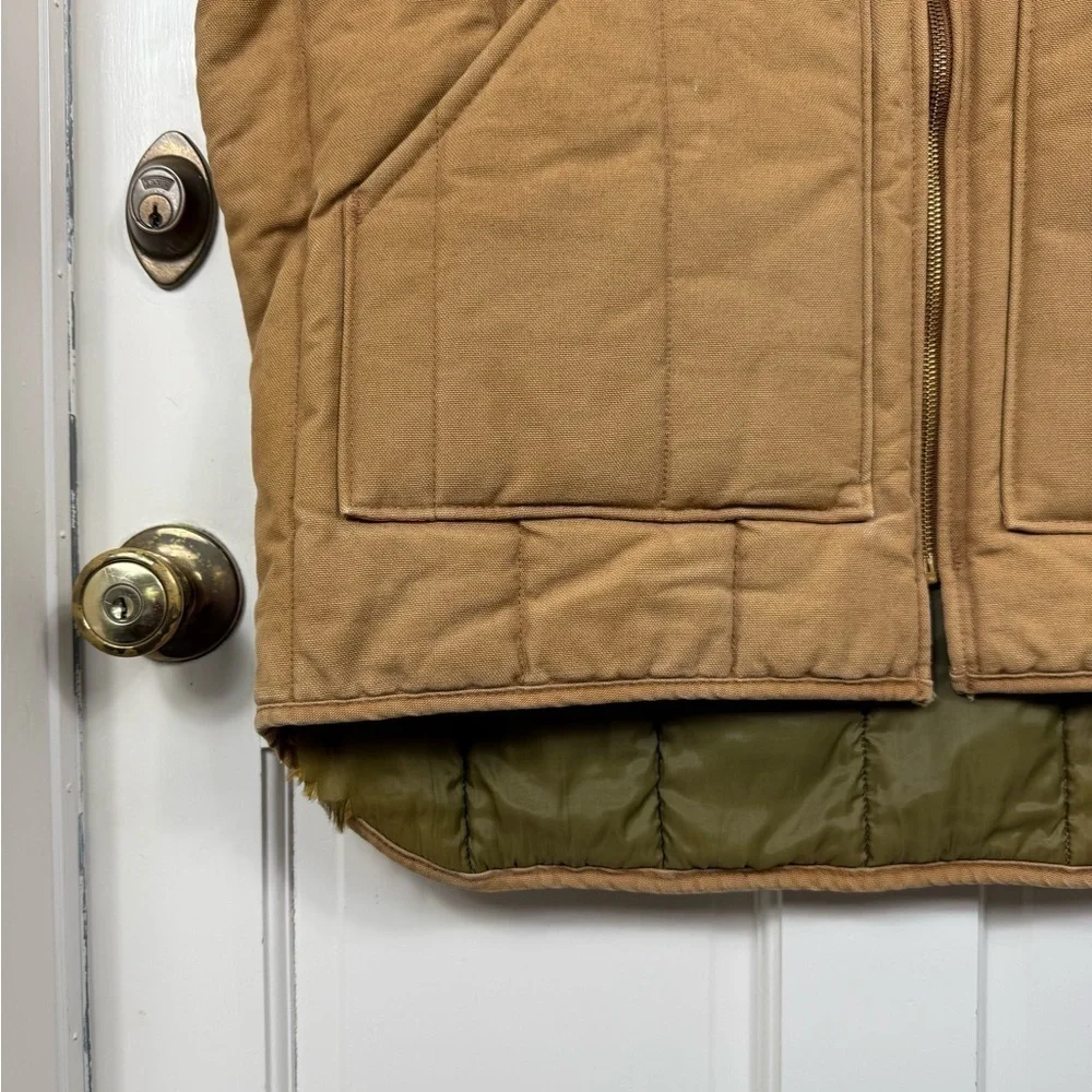 True Vintage Walls Men's Tan Quilted Work Vest